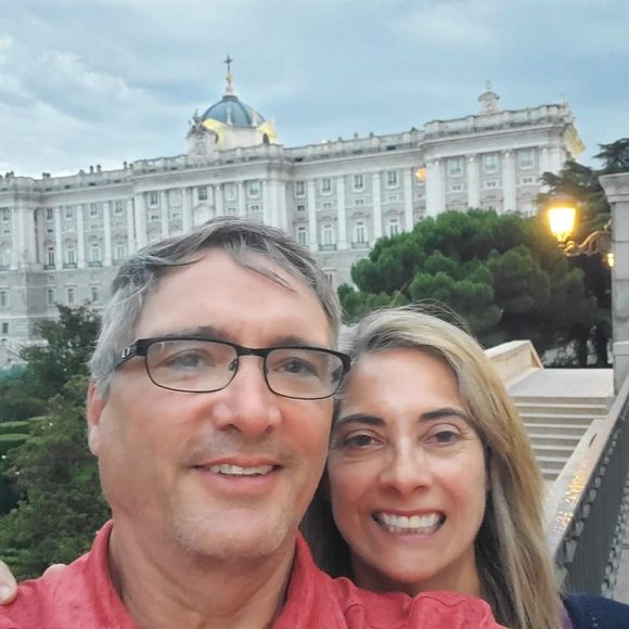 Meet your Posher, Sylvia - Picture 1 of 1